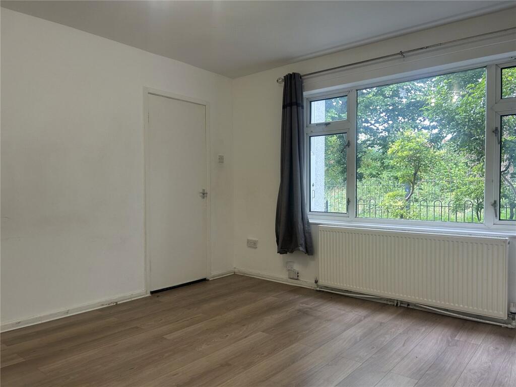House in Oldham, Werneth - View 5