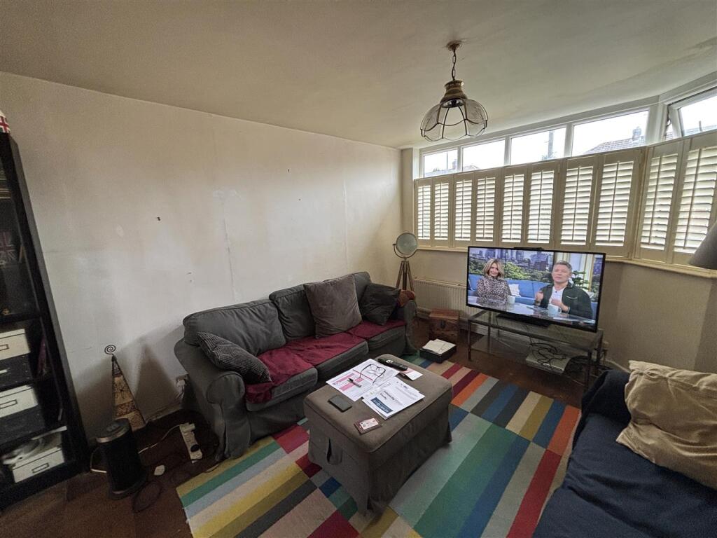 House in Blaby, Glenfields - View 5