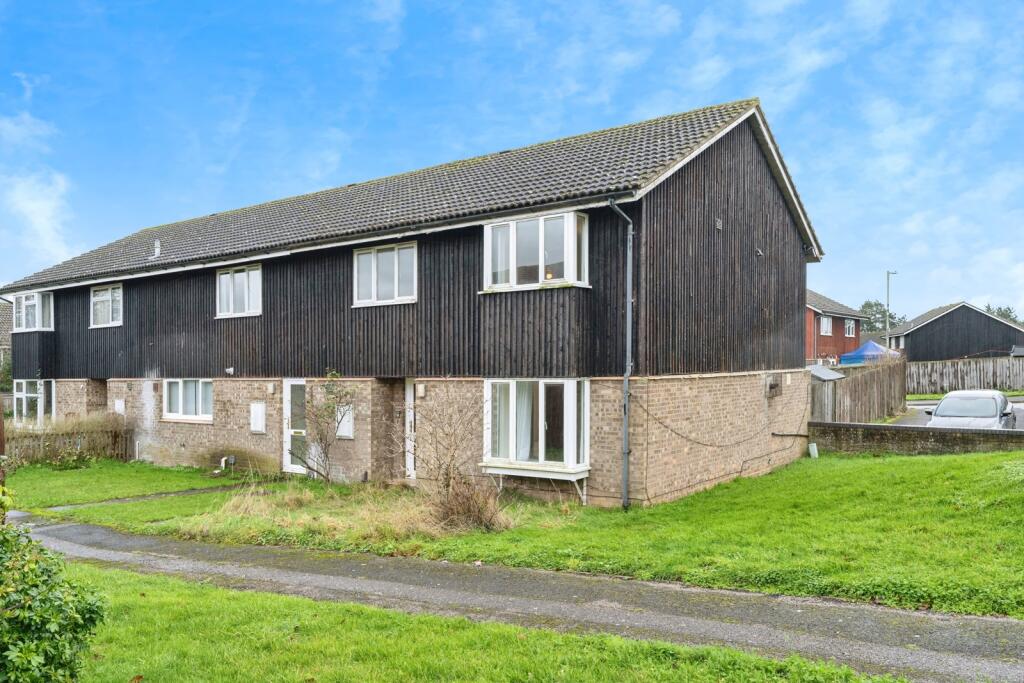 Main image of property: Royal Palace Close, Newmarket, Suffolk, CB8