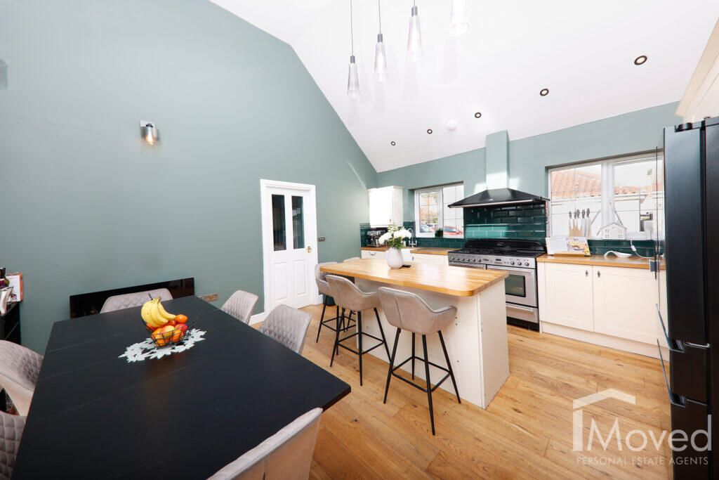 House in Leeds - View 2