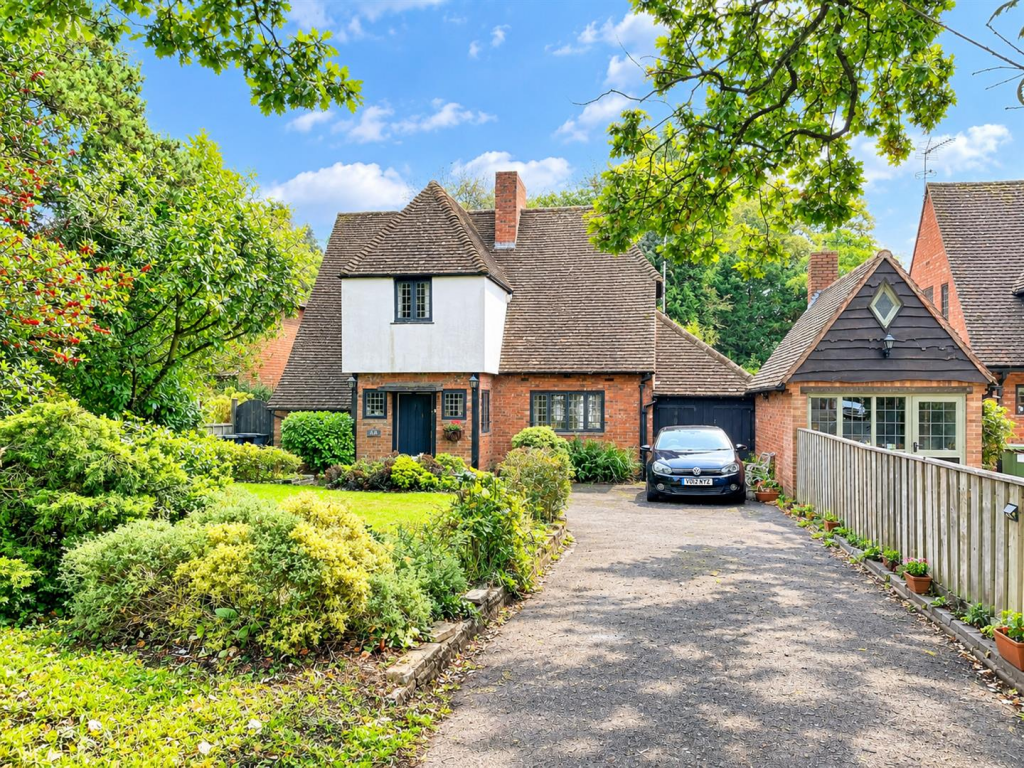 3-bed detached on Birches Lane, Kenilworth, £650,000