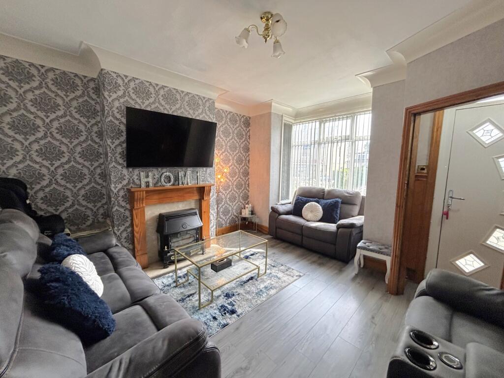 Frimley Drive, Bankfoot, Bradford, BD5 photo 3