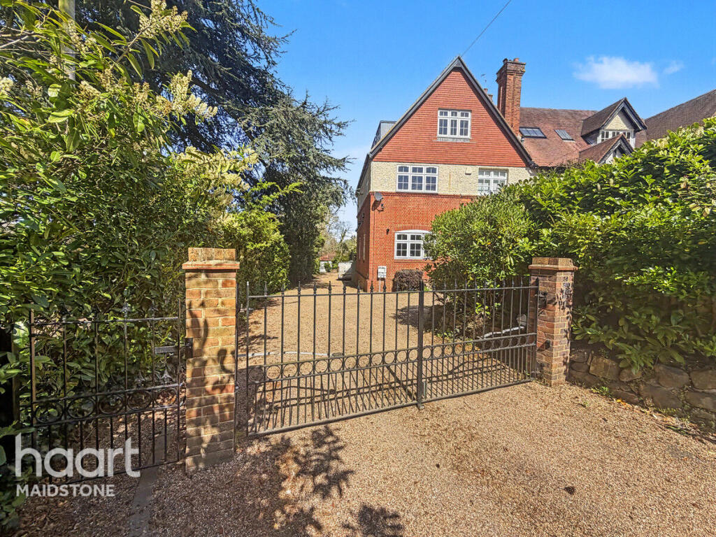 Main image of property: Culverden Down, Royal Tunbridge Wells