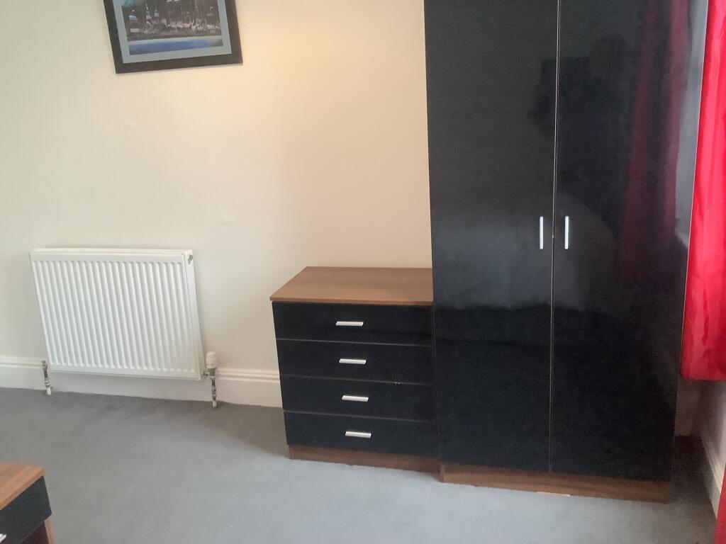 Apartment in York - View 3