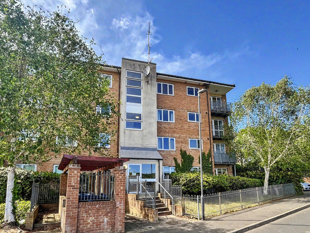 Main image of property: St Hughes Avenue - A Lovely Modern Apartment
