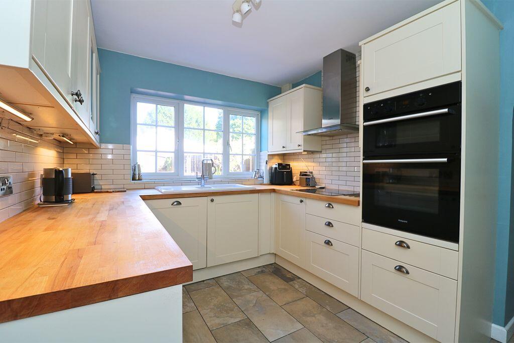 House in Walsall, West Midlands - More