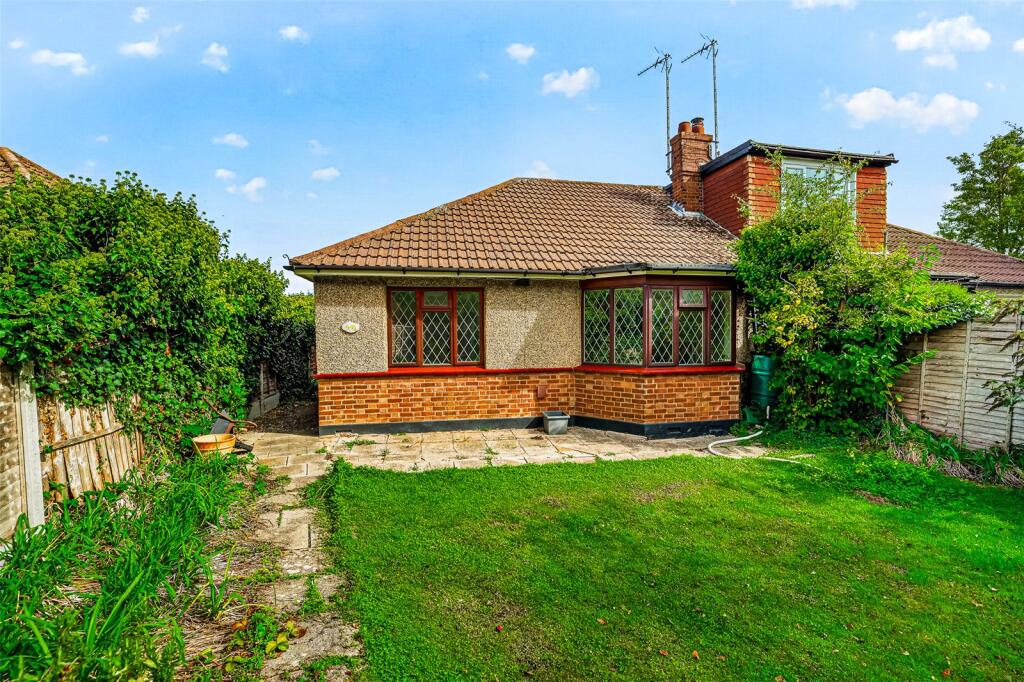 Main image of property: Arterial Road, Leigh-on-Sea, Essex, SS9
