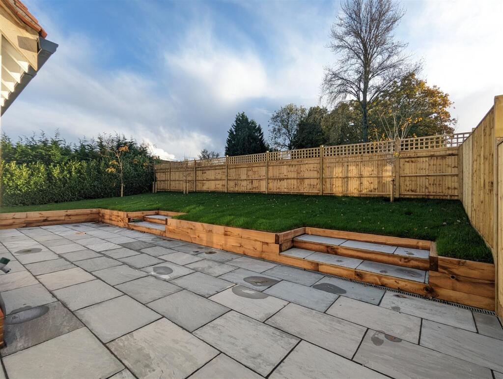 House in Tunbridge Wells, Mile Oak, Brenchley - View 3