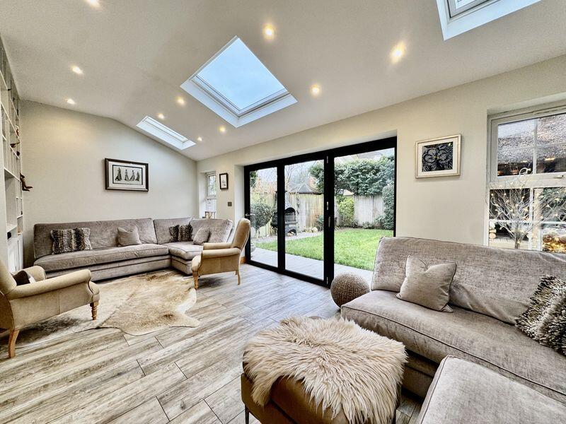 House in Glory Mill - Stunning Townhouse, Wooburn - View 4