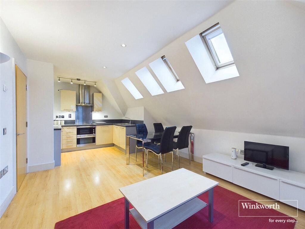 Apartment in Reading - View 4