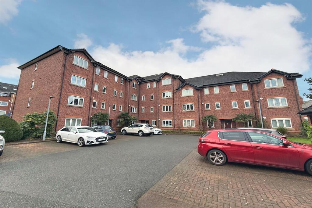 Main image of property: Bridgewater Street, Sale, M33