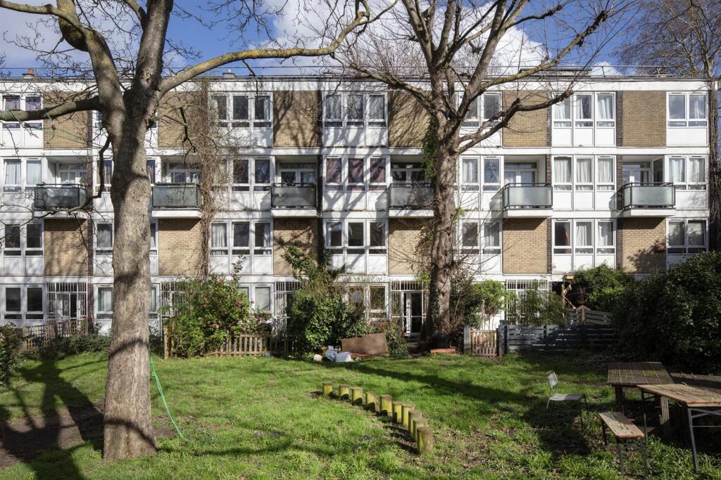 Apartment in London, Denmark Hill, Camberwell - View 2