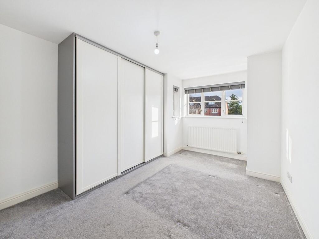 Apartment in Chester - View 4