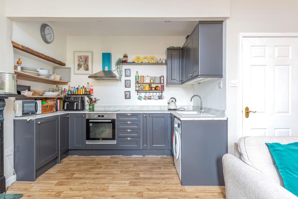 Apartment in Salisbury - View 3
