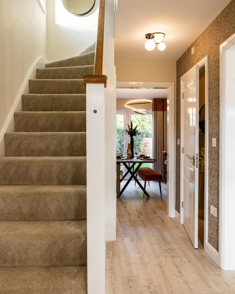 Ffordd Bayley/ Bayley Road, Deeside, Flintshire, CH5 2GH - More