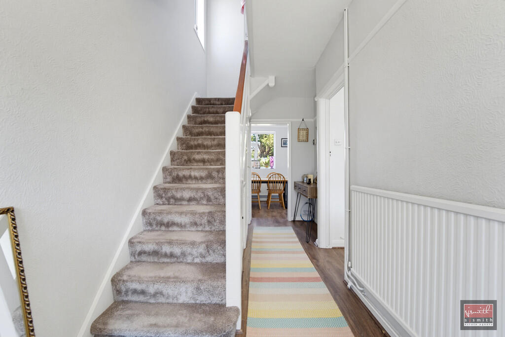 House in Spelthorne, Surrey - More