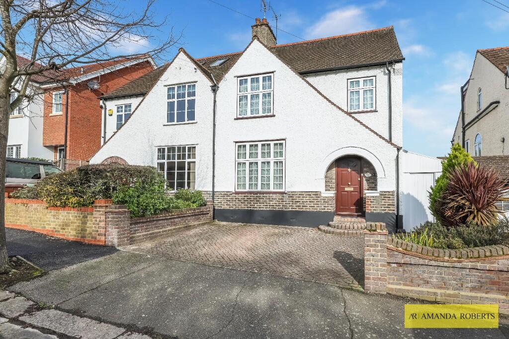 House in London - View 2