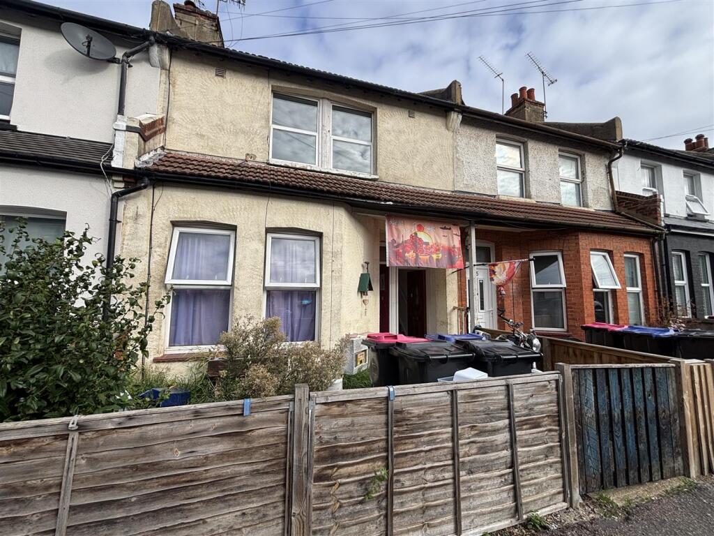Main image of property: Central Avenue, Southend-On-Sea