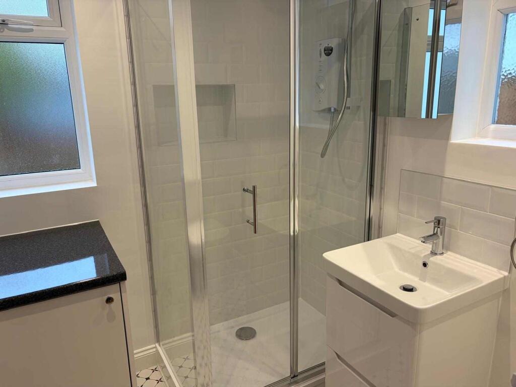 House in Watford - View 5