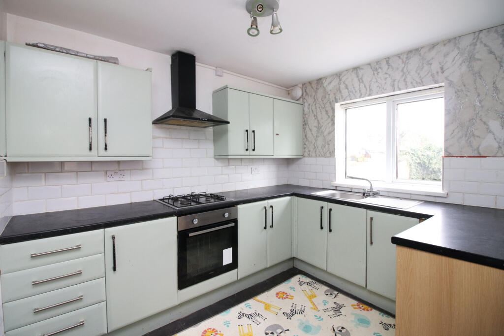 Springfield Terrace,  Fleetwood, FY7 photo 2