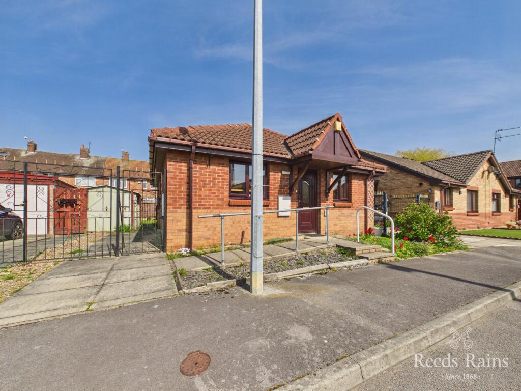 Main image of property: Hotton Close, Hull, East Riding of Yorkshire, HU9