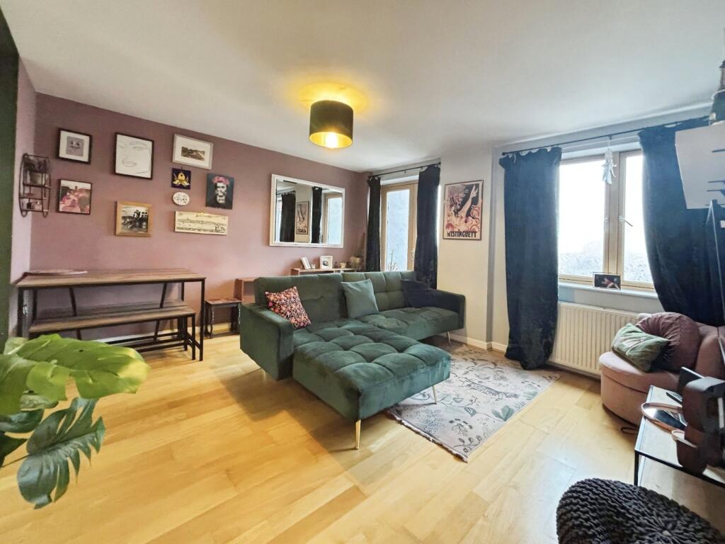 Main image of property: Umbriel Place, London, E13