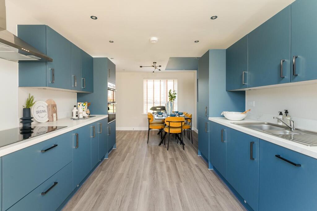 Lunar Crescent, 
Sherford, 
Plymouth,
Devon, 
PL9 8XY photo 3