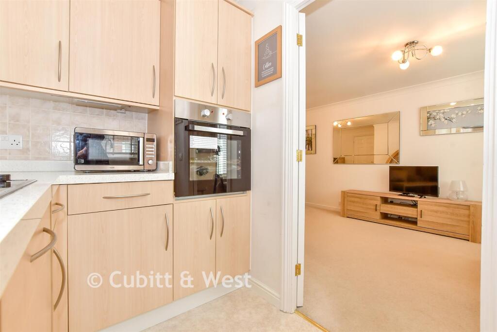 Apartment in Arun, Arundel - View 5