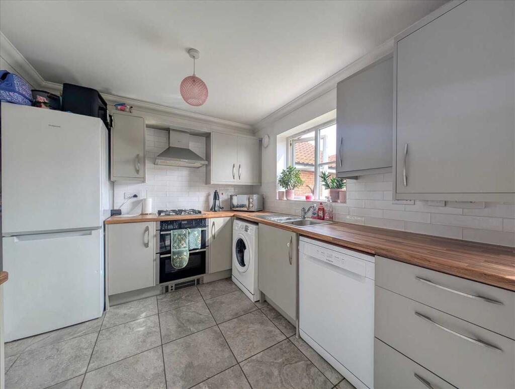 Keats Crescent, Brightlingsea photo 4