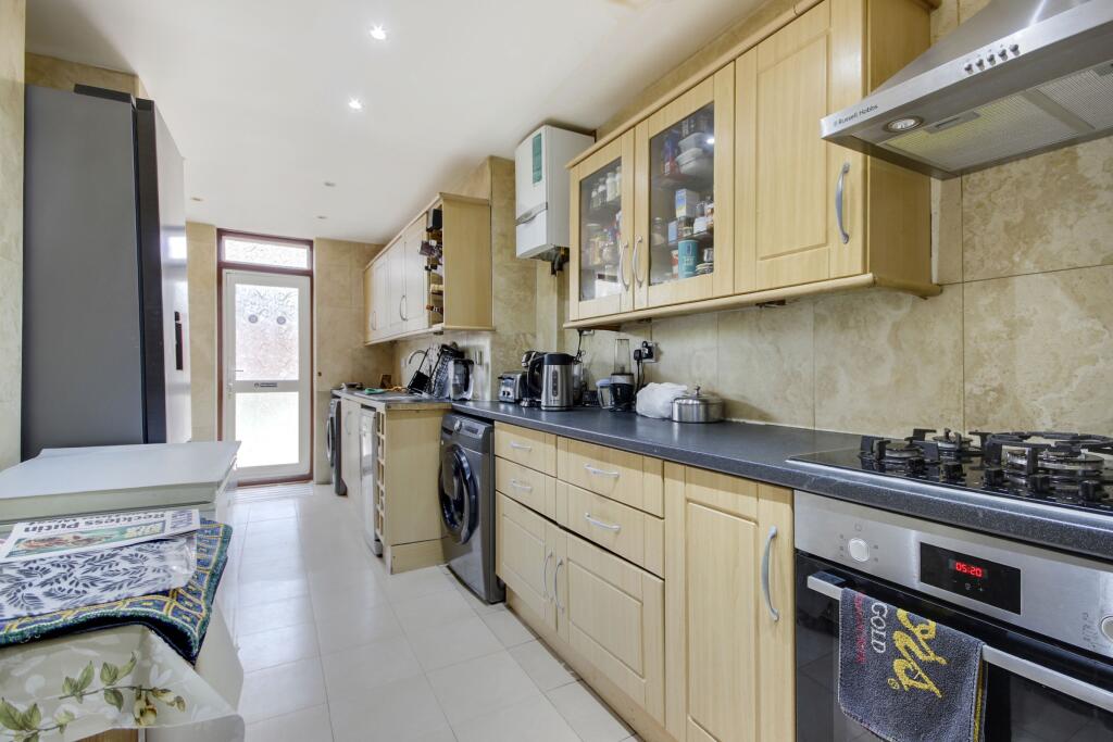 275, North Circular Road, London photo 2