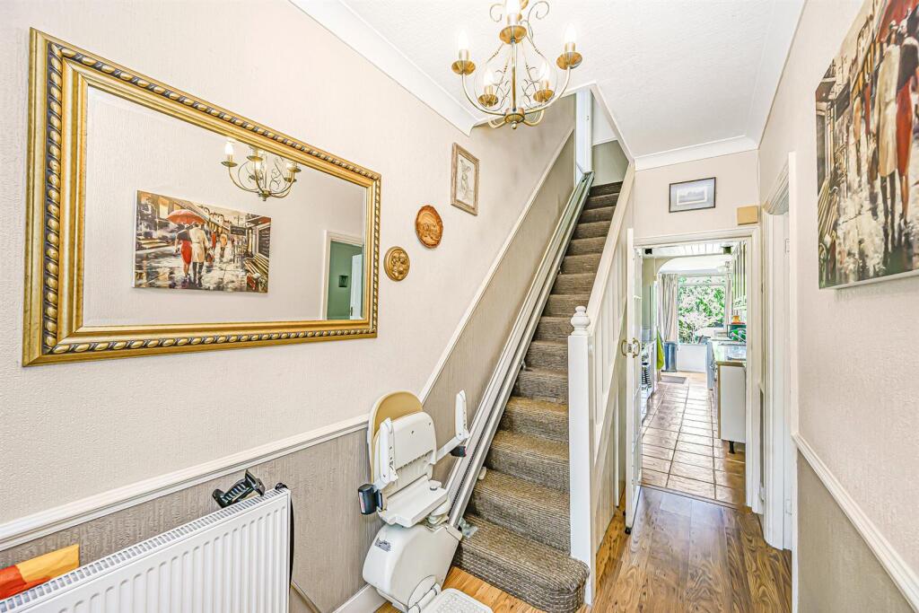 House in London, Royston Parade, Highams Park - View 2