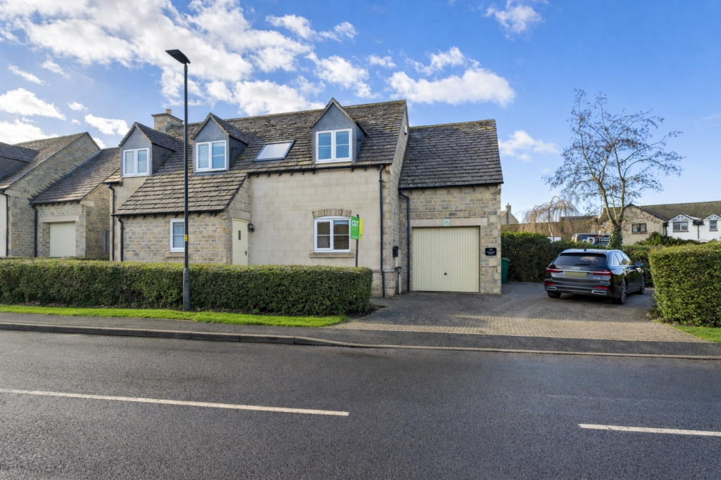 Main image of property: Lowridge House Station Road, Woodmancote, Cheltenham