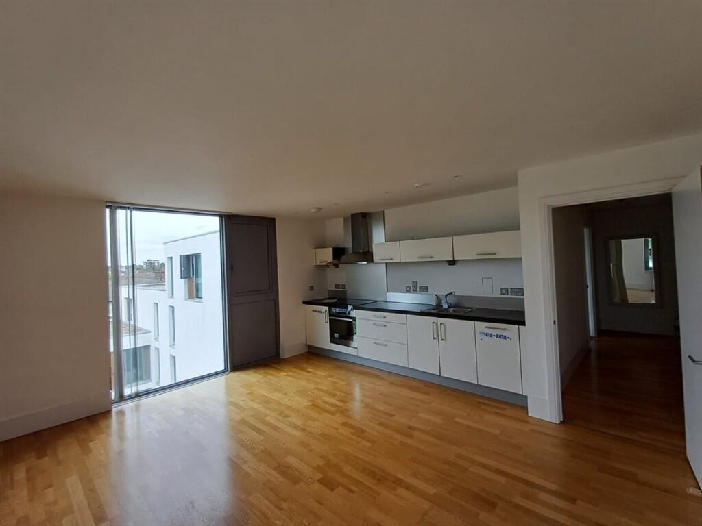 Apartment in London - View 3
