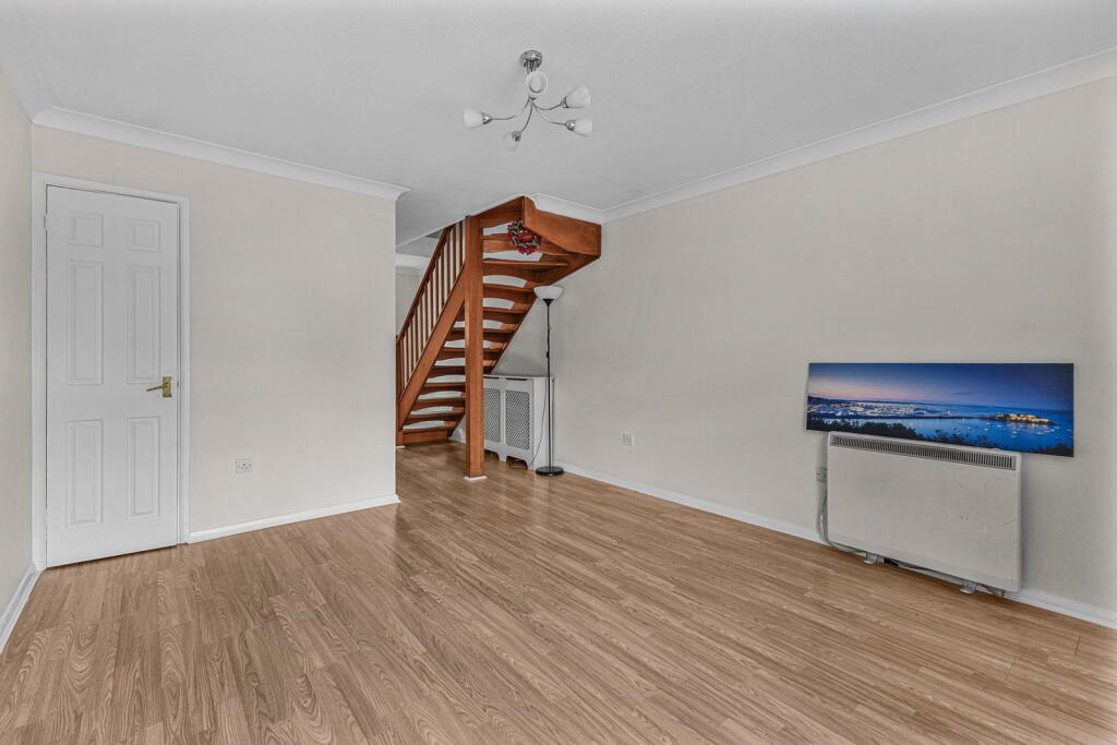 House in Kingston upon Thames - View 2