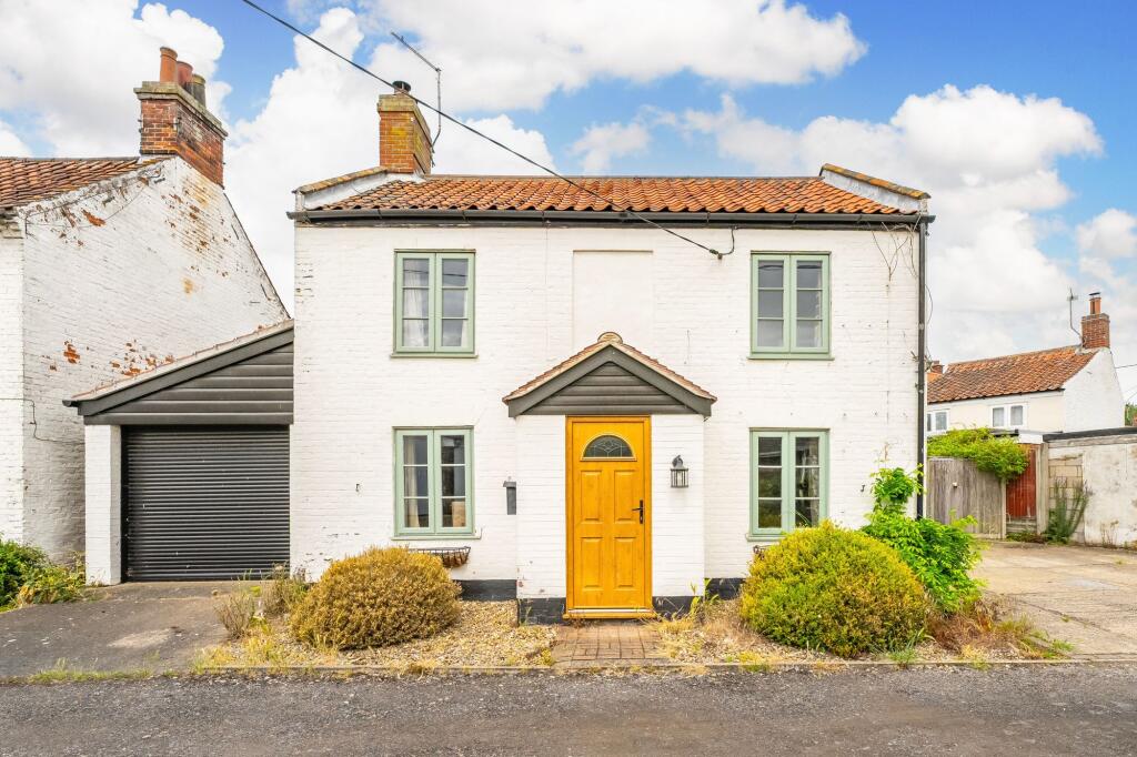 Main image of property: Ladys Row, Lenwade
