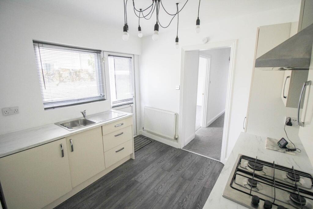 Apartment in Weston-super-Mare, North Somerset - More