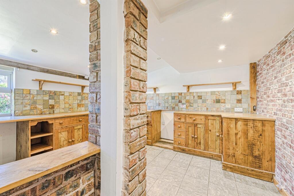 Additional image 3 of Drayton Lane, Drayton Bassett, Tamworth