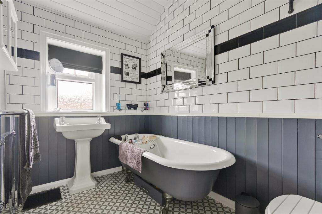 Additional image 12 of Wrose Road, Bradford