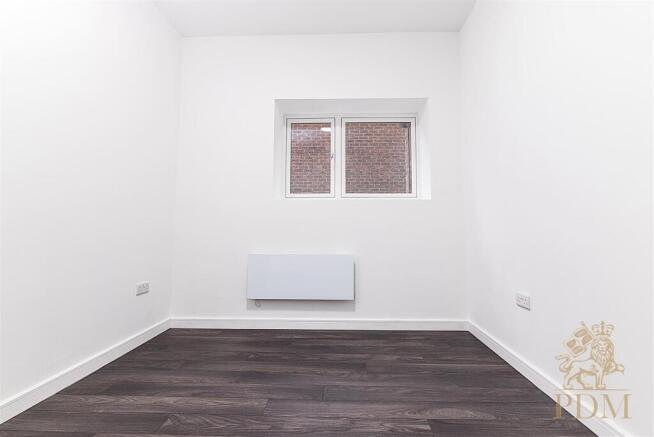 Bank Apartments Peveril St Nottingham NG7 4AH