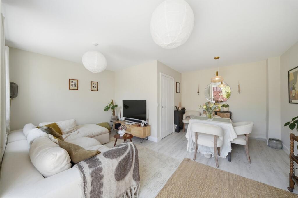 House in Rushcliffe, Wilford Fields, Compton Acres - More