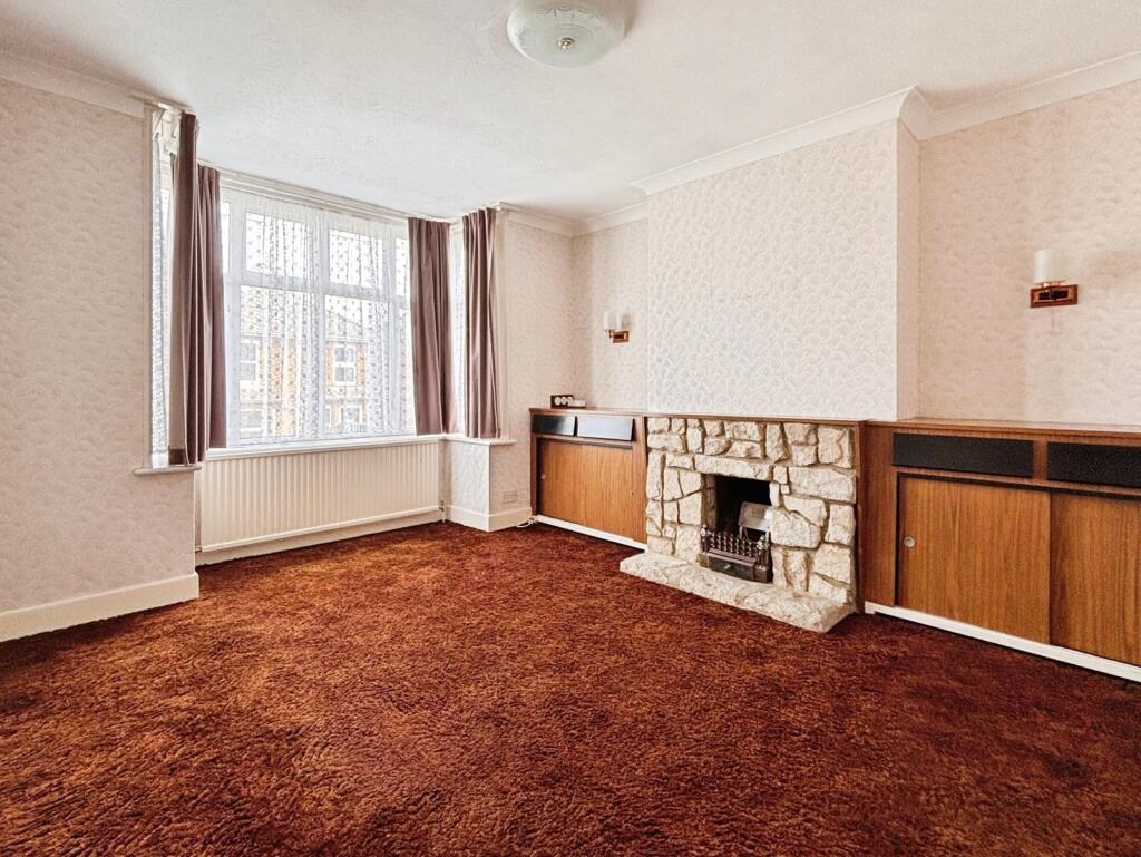 House in Newport, Gunville - View 2