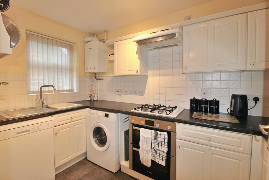 Speedwell Close, Melksham, Wiltshire photo 5