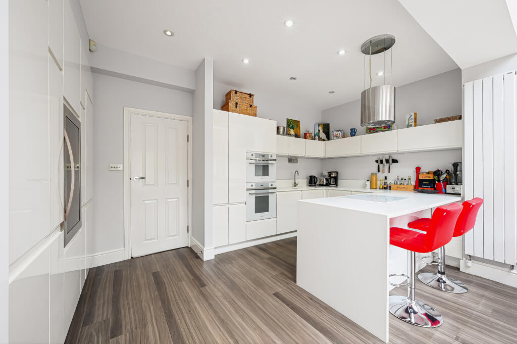 House in London - View 3