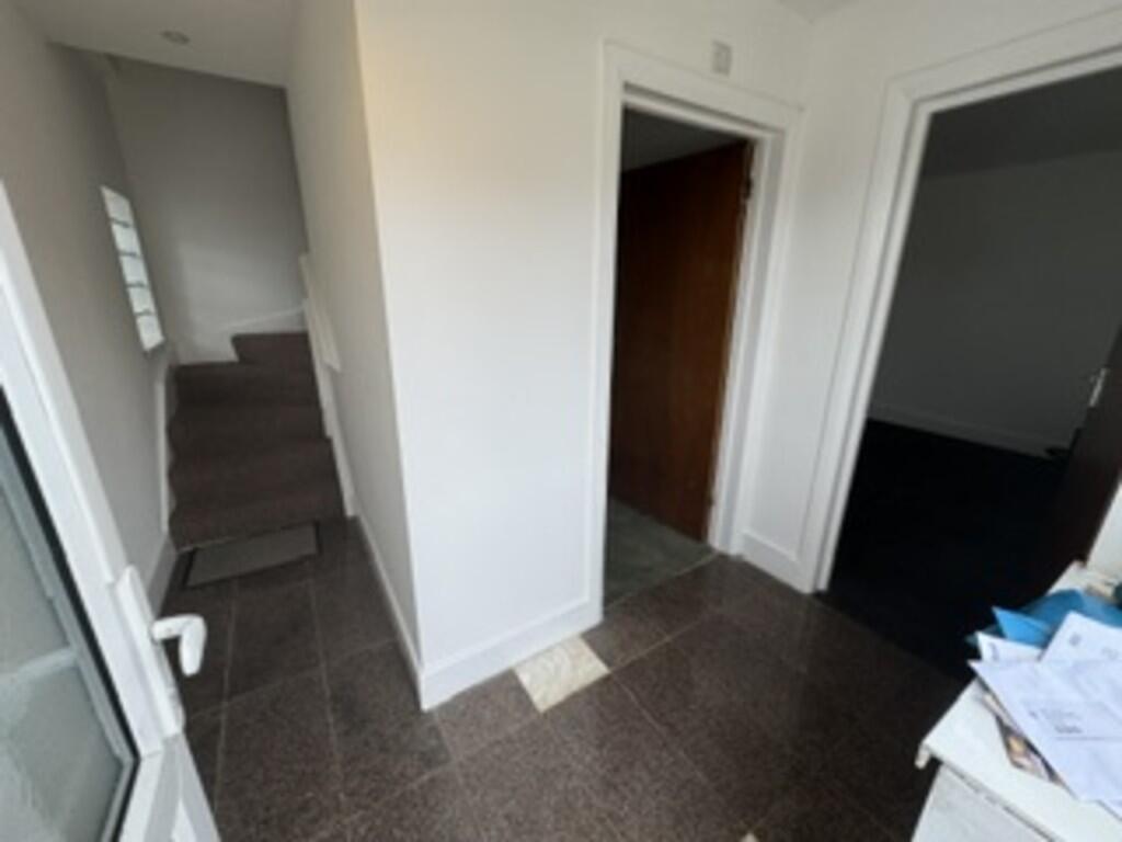 House in Twickenham - View 4