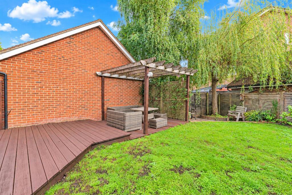 House in Hart, Elvetham Heath - View 5