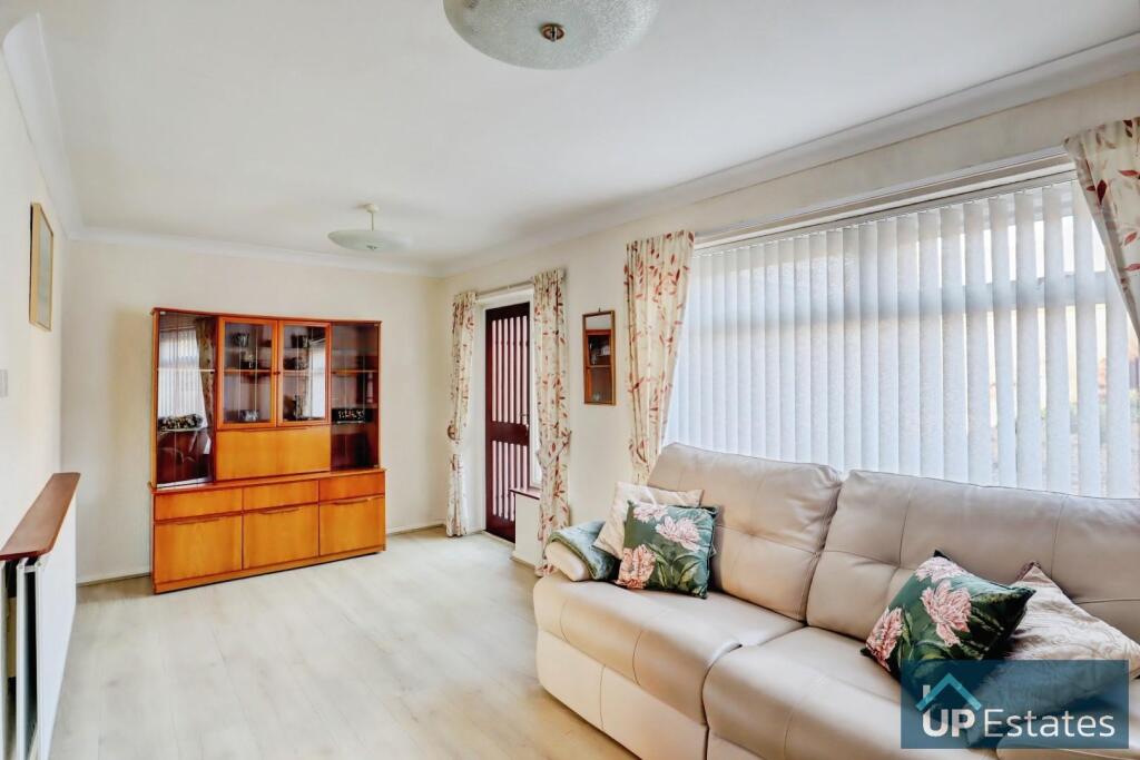 Leyland Road, Bulkington photo 3