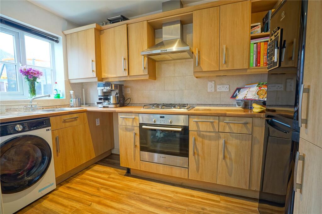 Eyre Court, Bramley, Rotherham, South Yorkshire, S66 photo 3