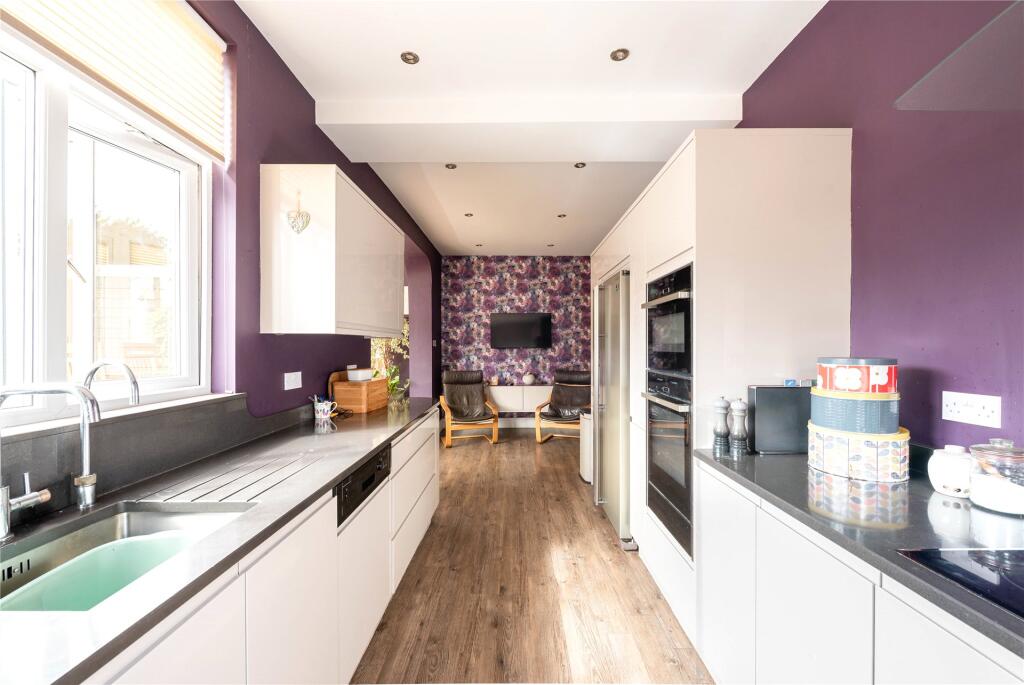 House in Northampton - View 4