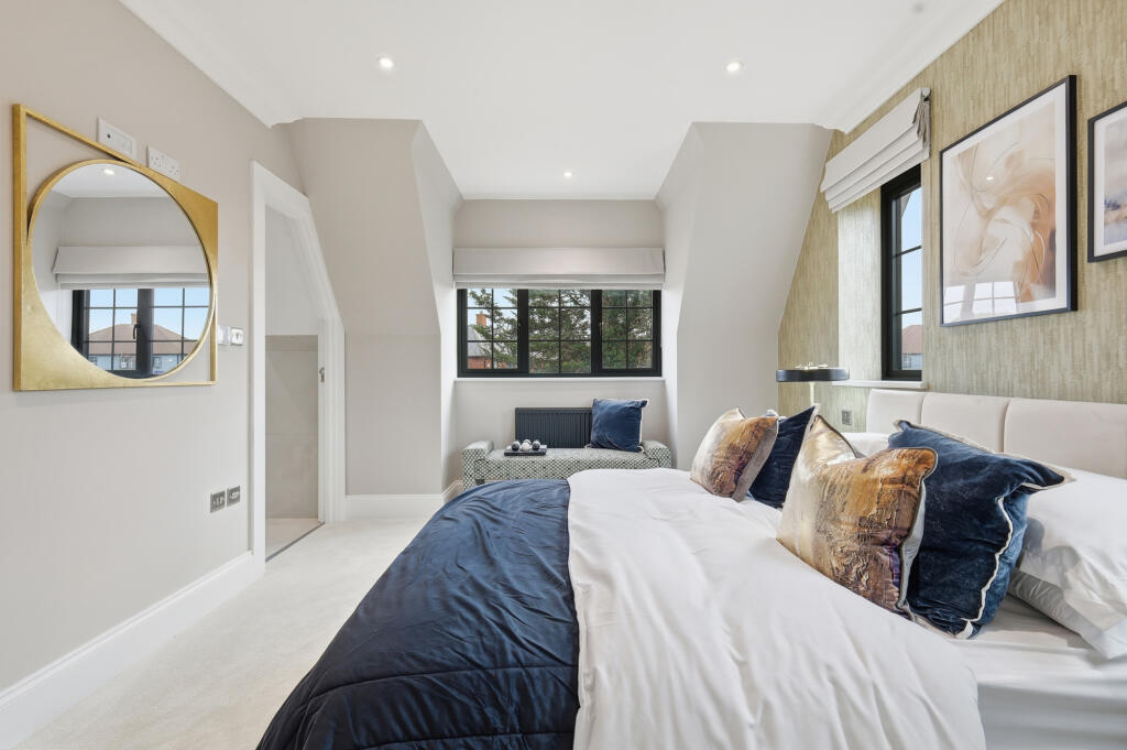 Additional image 9 of Barley Mow Lane, St. Albans