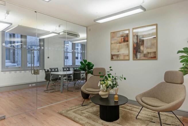 111332_6 Lloyds Avenue (15)_low.jpg
